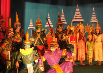 Phra Lak Phra Lam: Unveiling the Enchanting Lao Ramayana